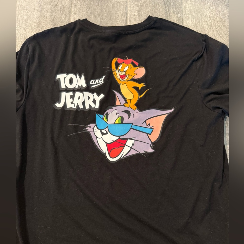 Tom and Jerry shirt
